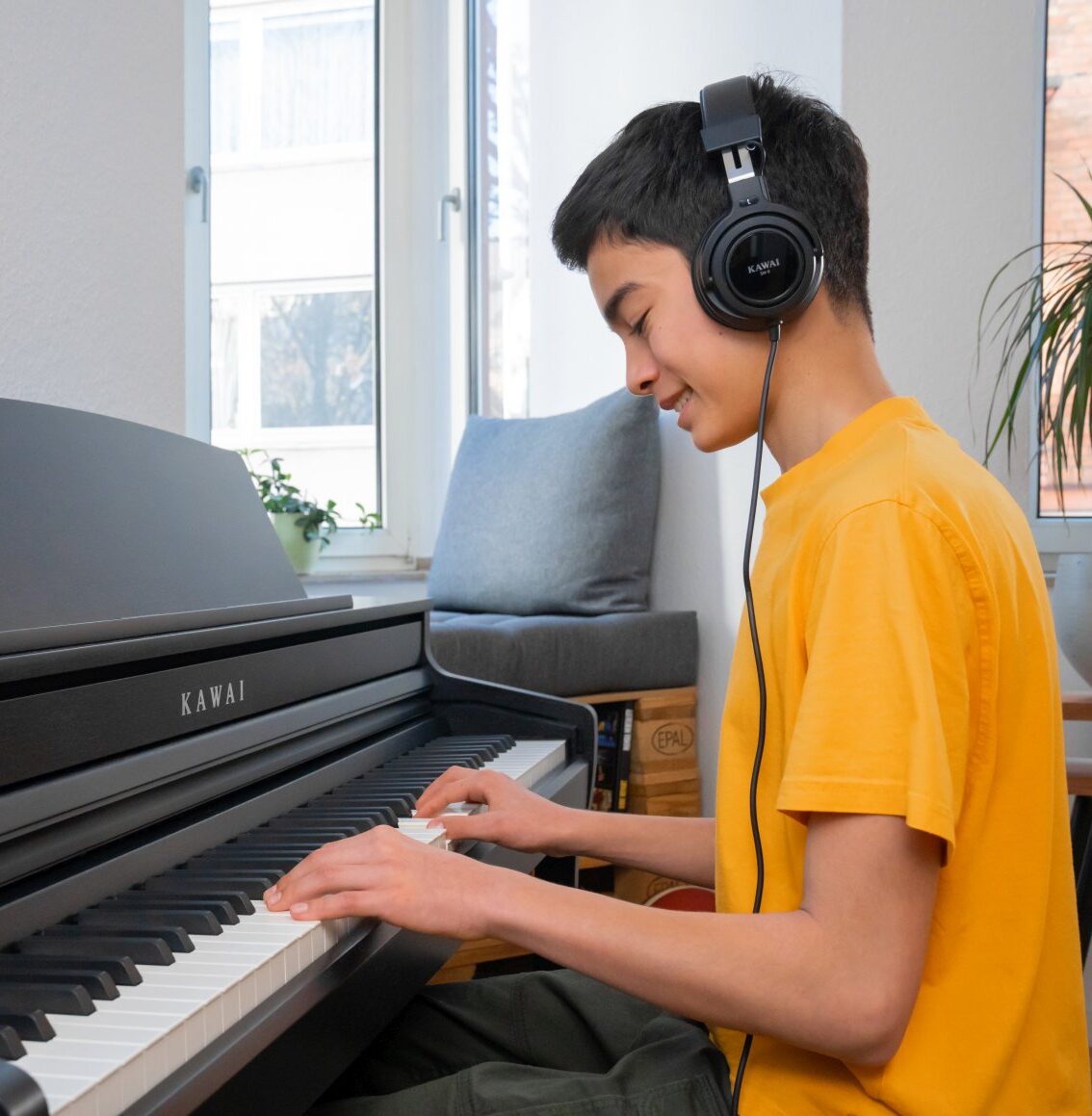 Playing a Kawai CA401 digital piano through headphones