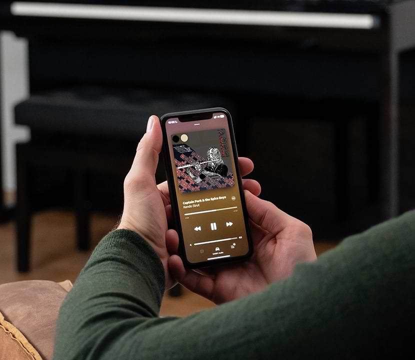 A phone connecting to a Kawai digital piano via Bluetooth